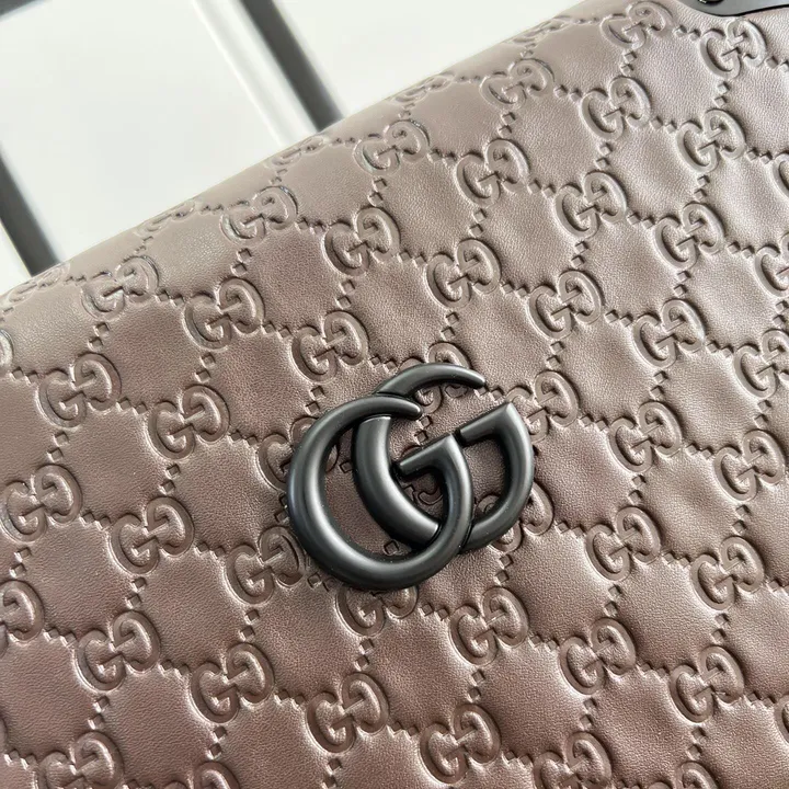 スーパーコピー グッチ スーツケース