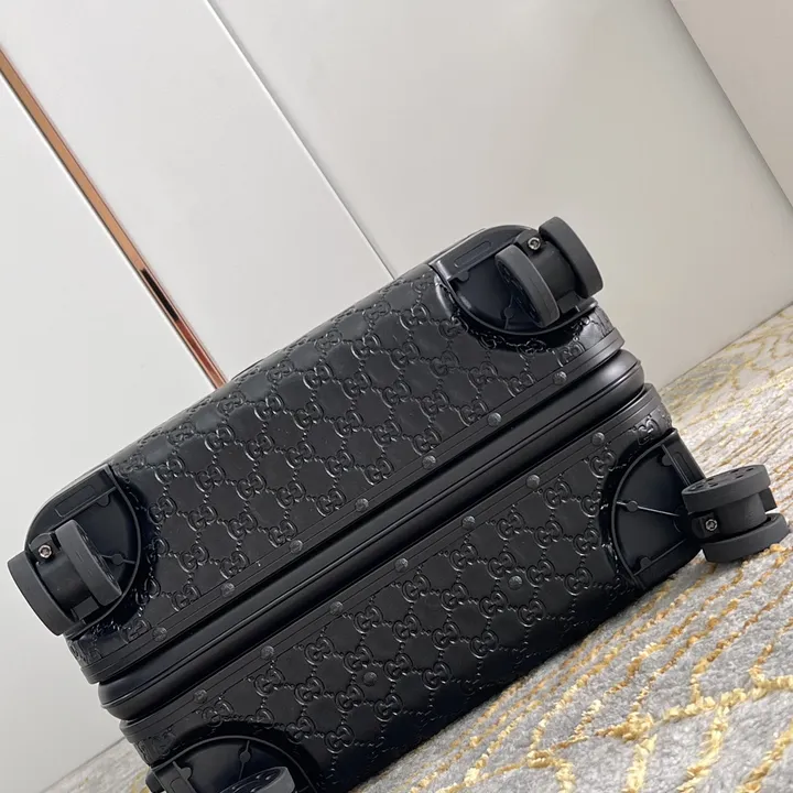 スーパーコピー グッチ スーツケース