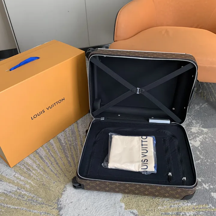スーパーコピー ルイヴィトン スーツケース