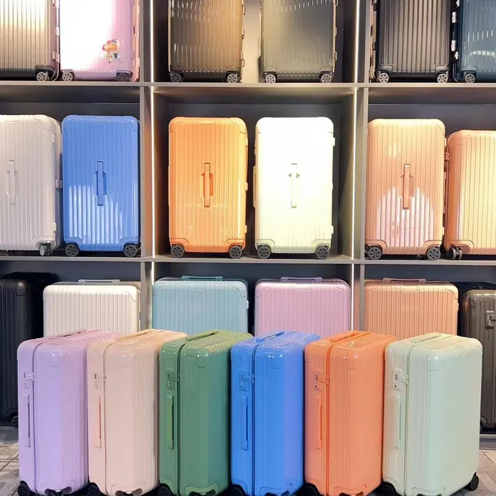 スーパーコピー リモワ スーツケース