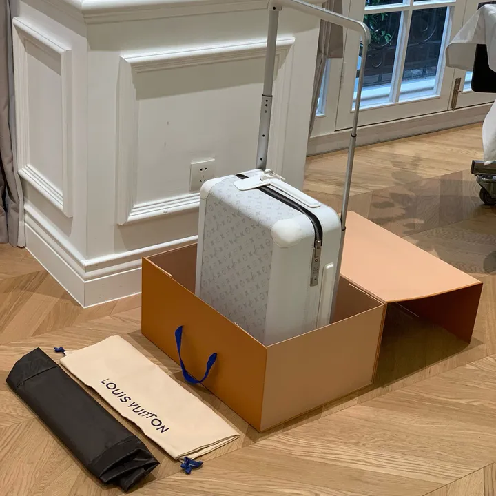 スーパーコピー ルイヴィトン スーツケース