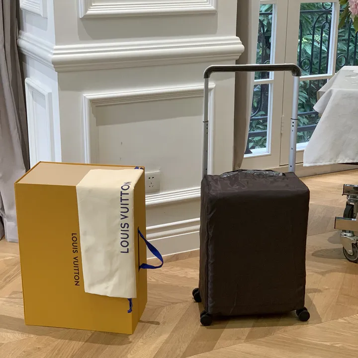 スーパーコピー ルイヴィトン スーツケース