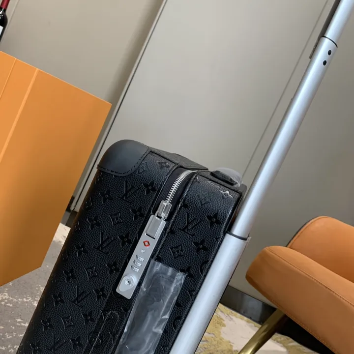 スーパーコピー ルイヴィトン スーツケース