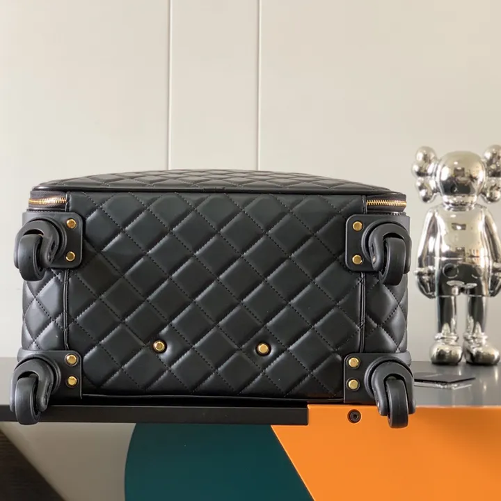 スーパーコピー シャネル スーツケース