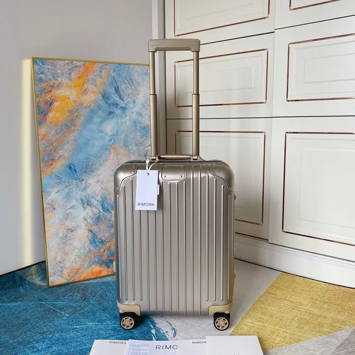 スーパーコピー リモワ スーツケース