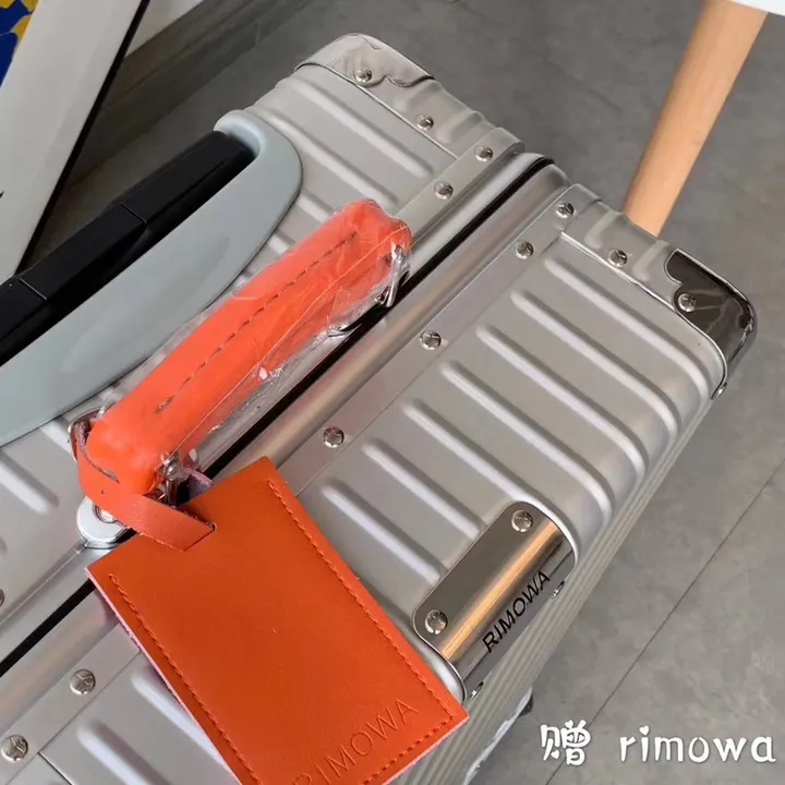 スーパーコピー リモワ スーツケース