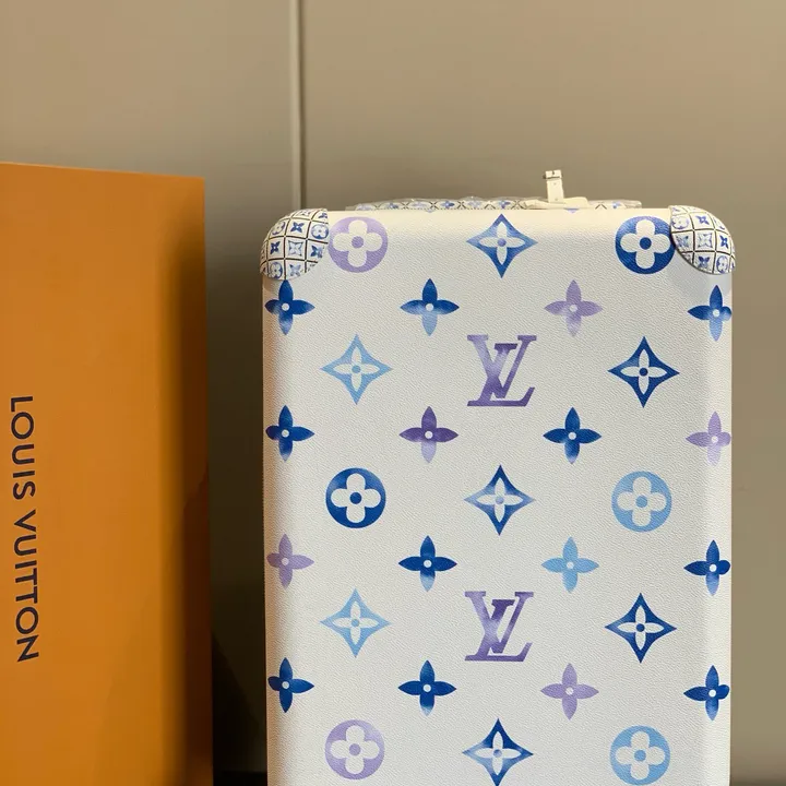 スーパーコピー ルイヴィトン スーツケース