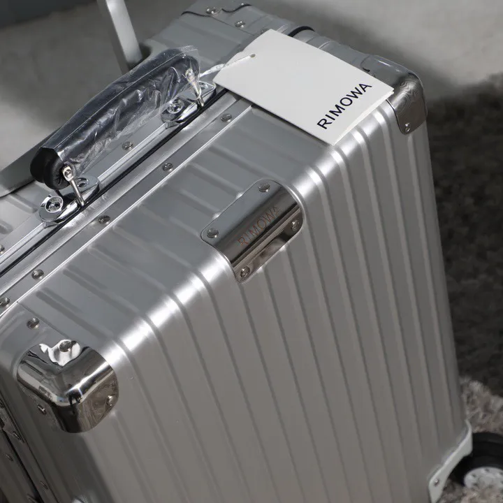 スーパーコピー リモワ スーツケース