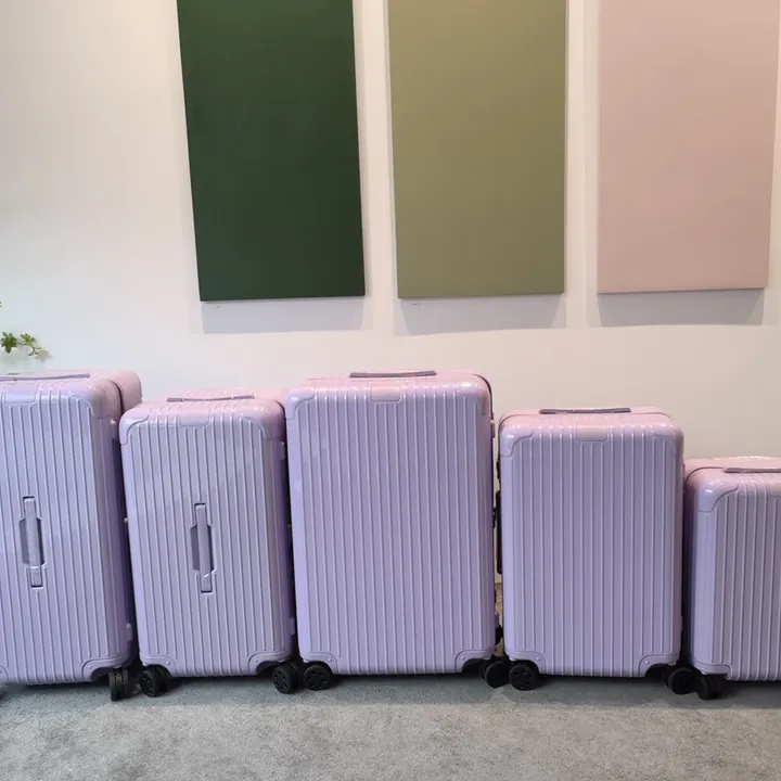 スーパーコピー リモワ スーツケース