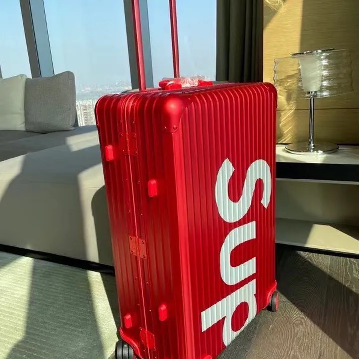 スーパーコピー リモワ スーツケース