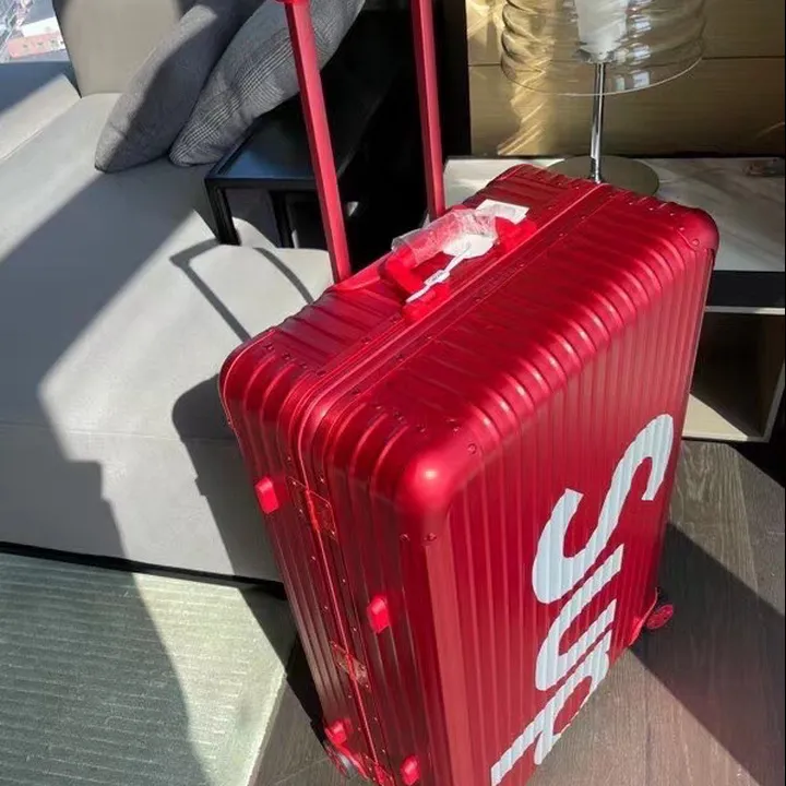 スーパーコピー リモワ スーツケース