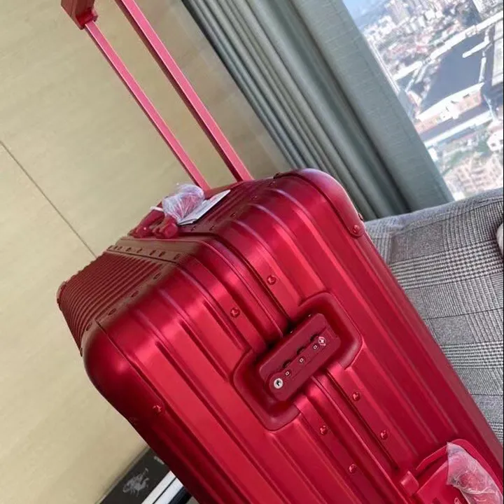 スーパーコピー リモワ スーツケース