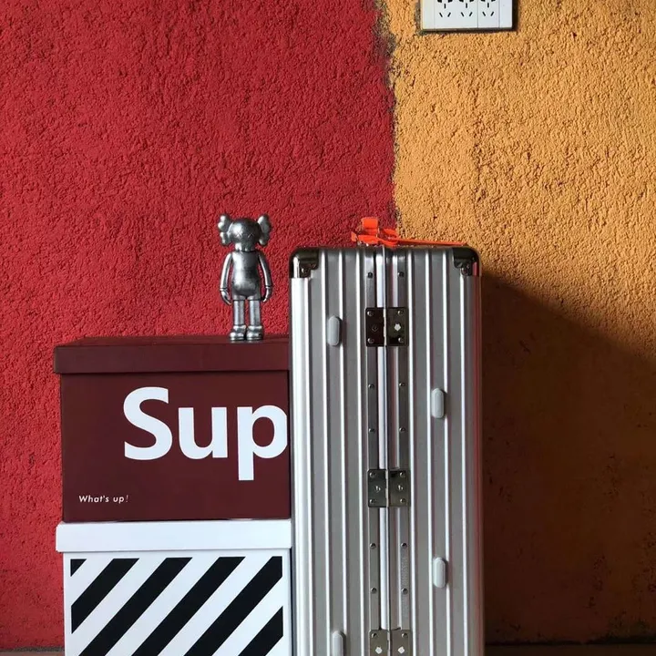 スーパーコピー リモワ スーツケース