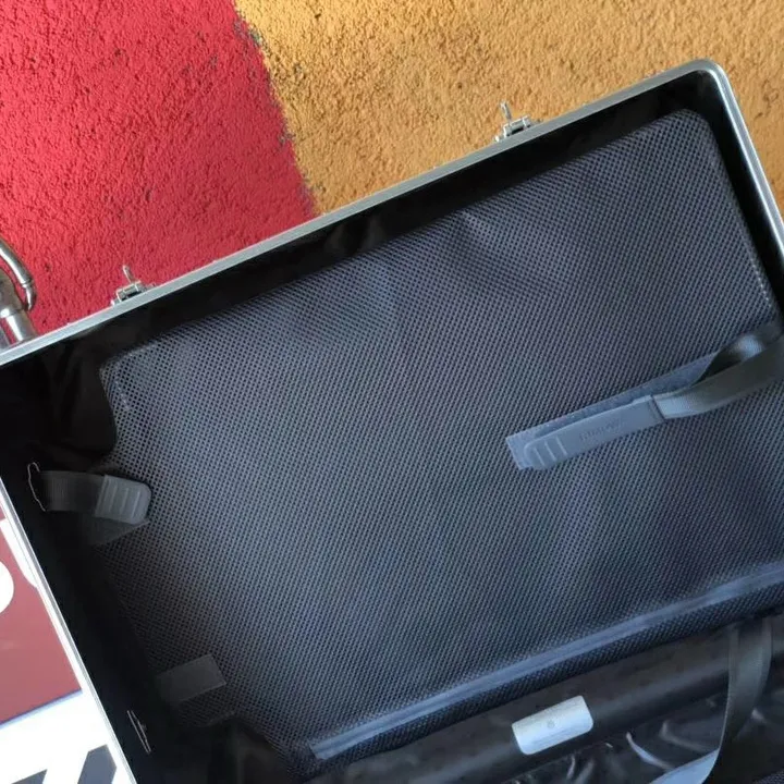 スーパーコピー リモワ スーツケース