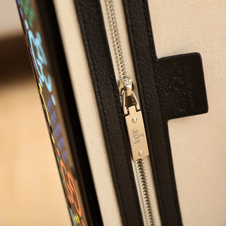 スーパーコピー グッチ スーツケース