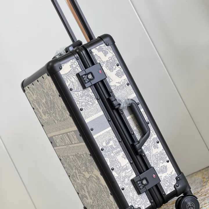 スーパーコピー グッチ スーツケース