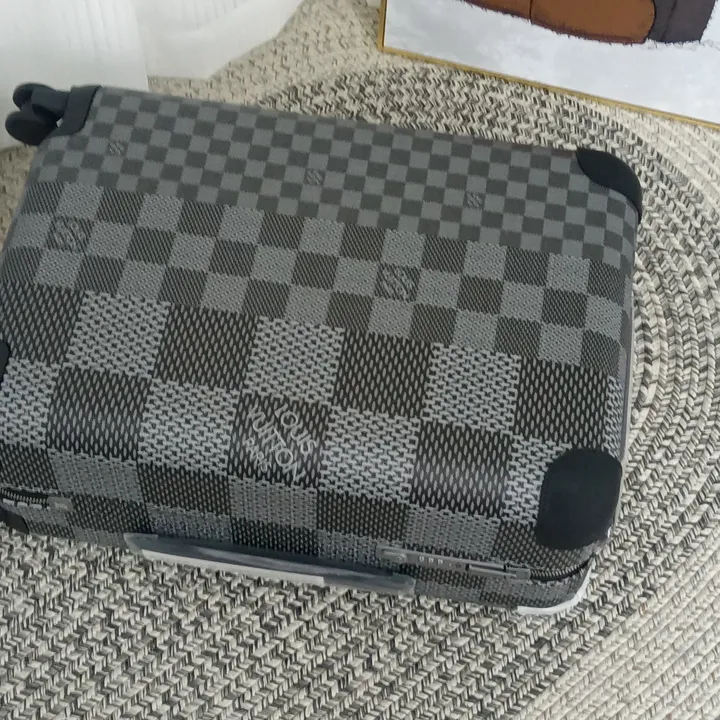 スーパーコピー ルイヴィトン スーツケース