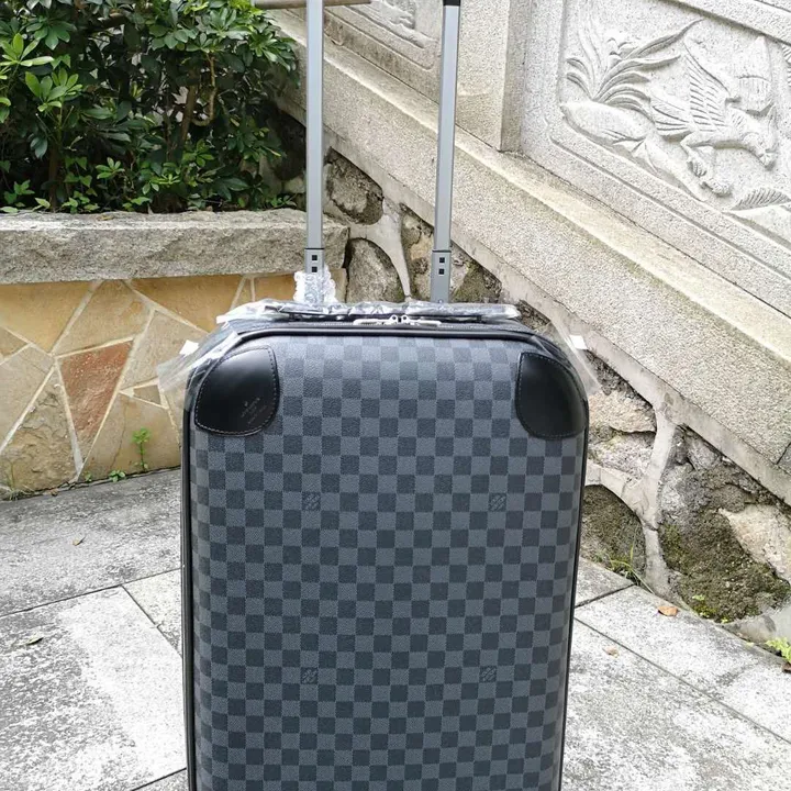 スーパーコピー ルイヴィトン スーツケース