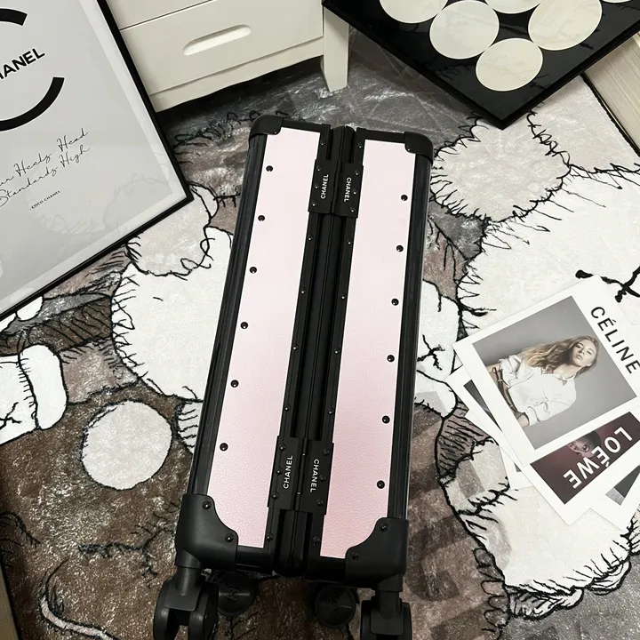 スーパーコピー シャネル スーツケース
