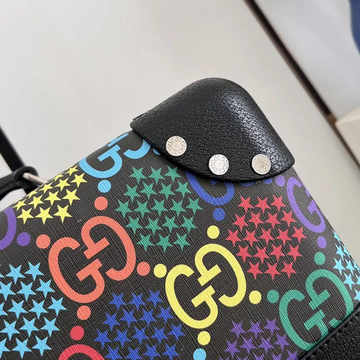 スーパーコピー グッチ スーツケース