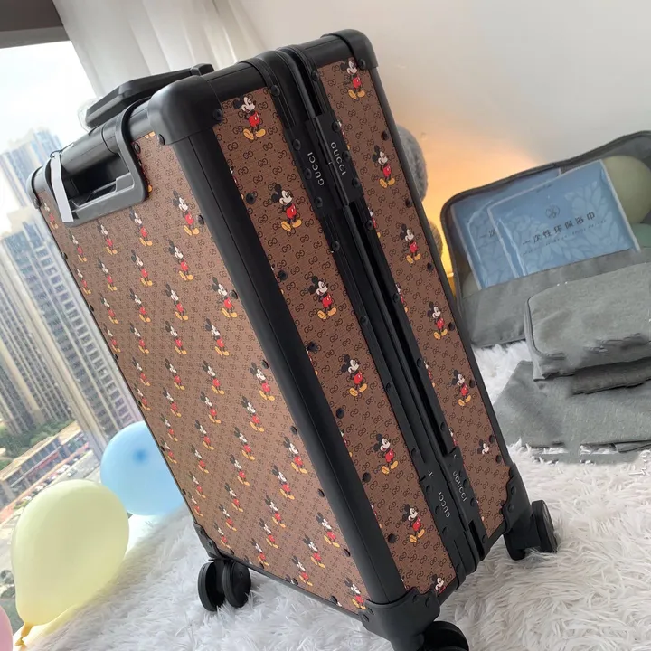スーパーコピー グッチ スーツケース