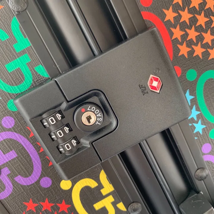 スーパーコピー グッチ スーツケース