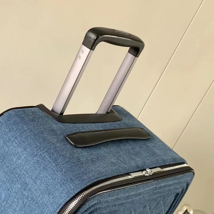 スーパーコピー シャネル スーツケース
