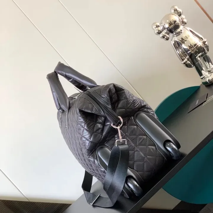 スーパーコピー シャネル スーツケース