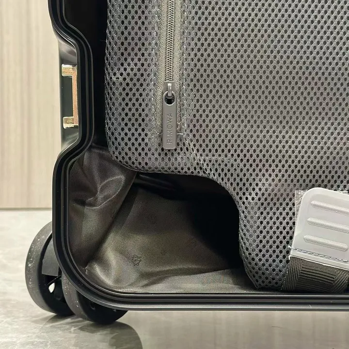 スーパーコピー リモワ スーツケース