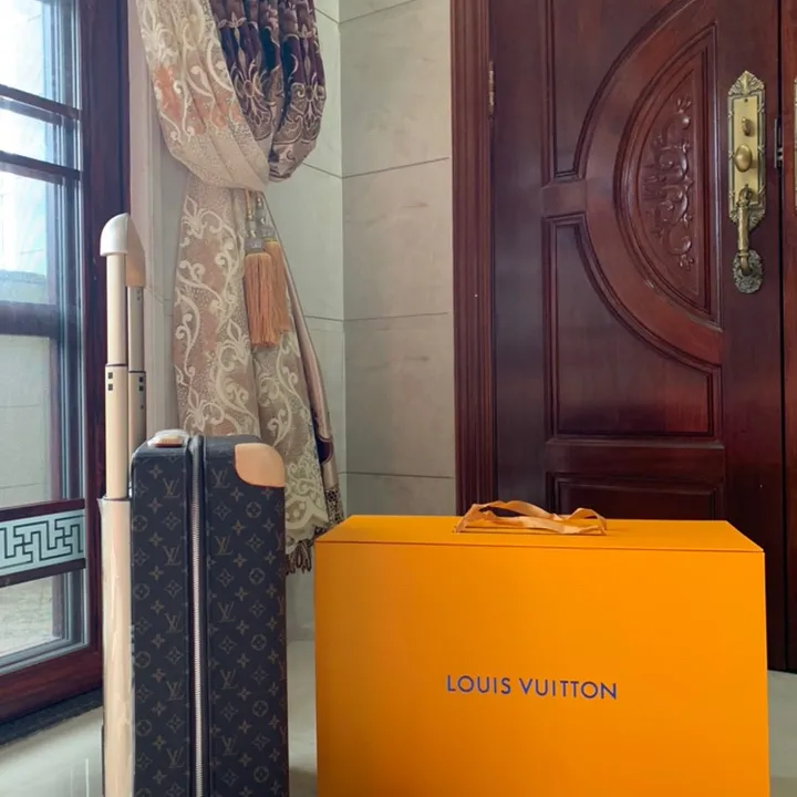 スーパーコピー ルイヴィトン スーツケース