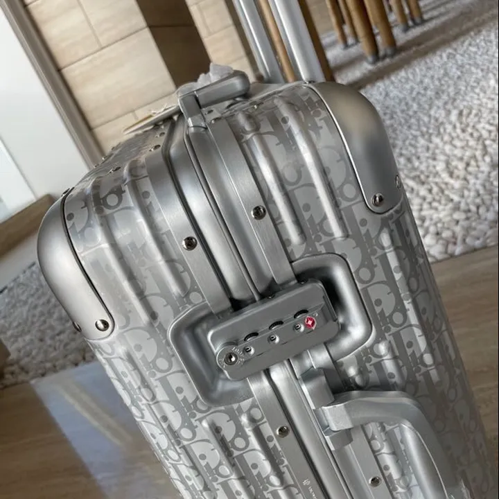 スーパーコピー ディオール スーツケース