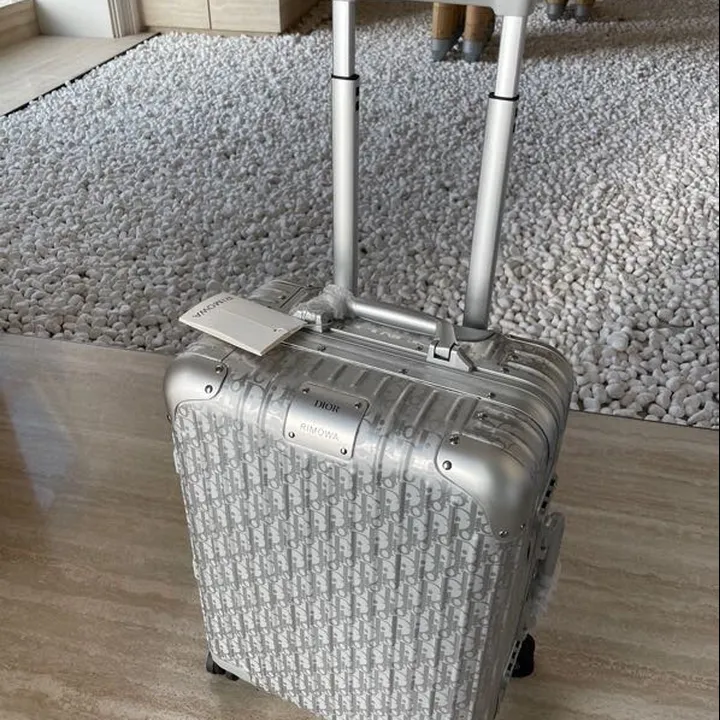 スーパーコピー ディオール スーツケース
