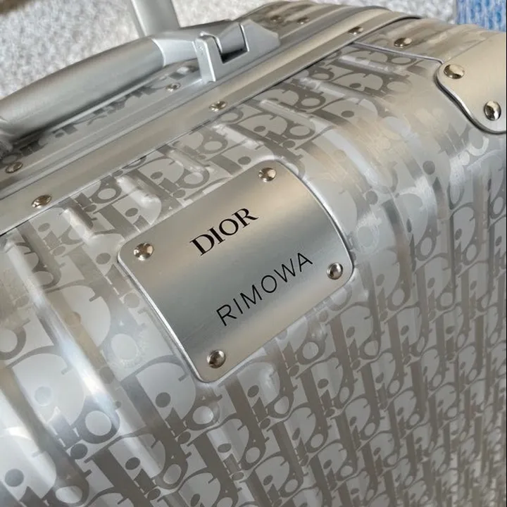 スーパーコピー ディオール スーツケース