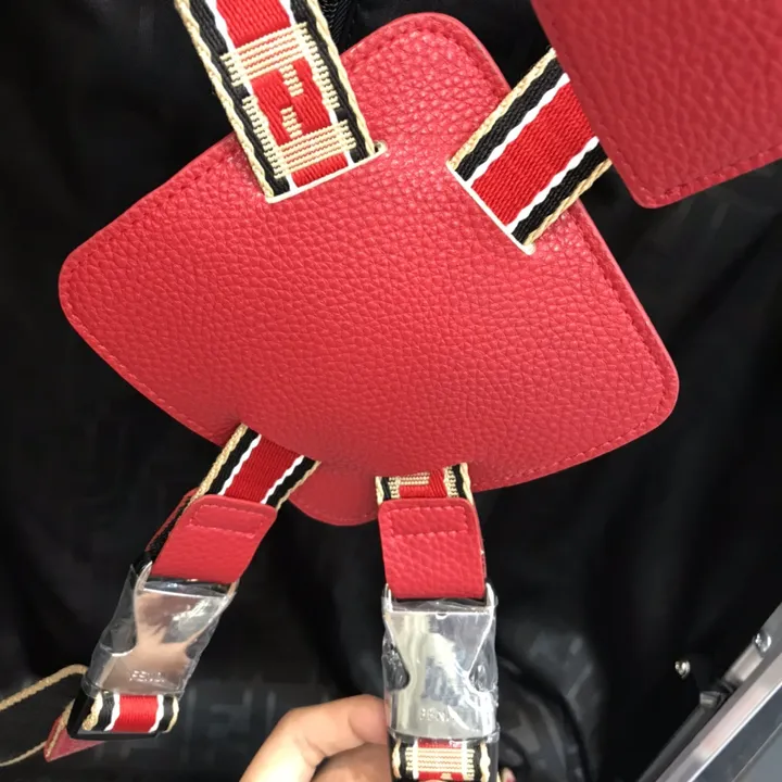 スーパーコピー フェンディ スーツケース