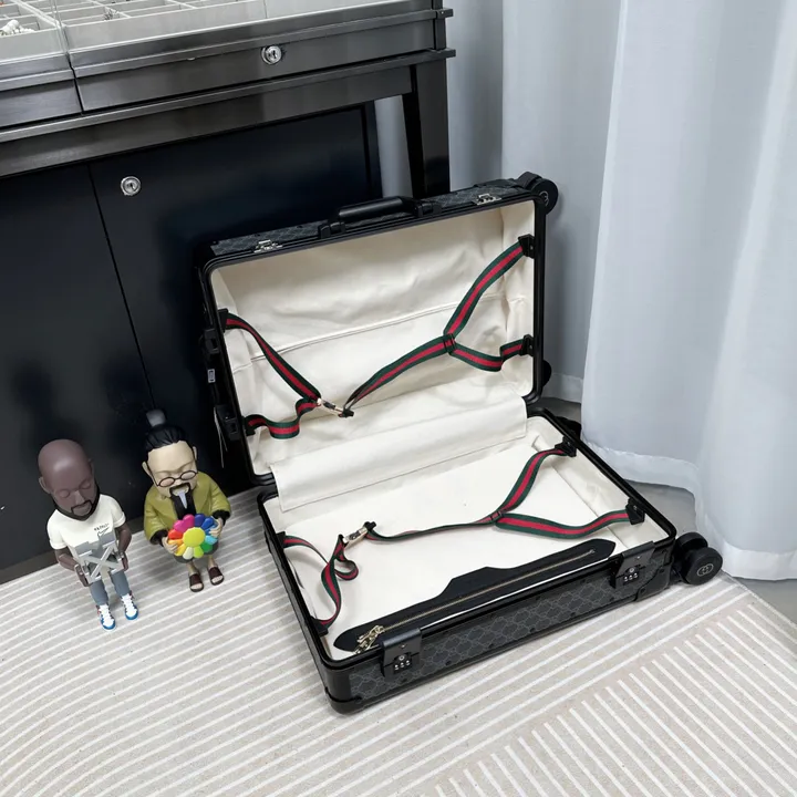 スーパーコピー グッチ スーツケース