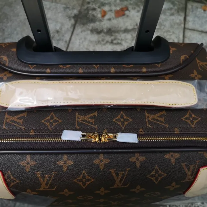 スーパーコピー ルイヴィトン スーツケース