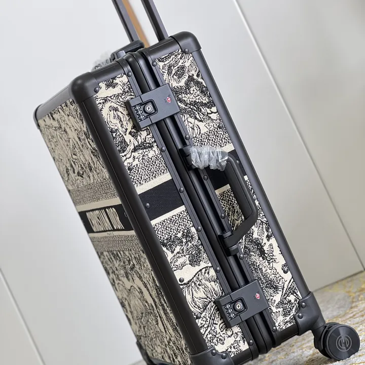 スーパーコピー グッチ スーツケース