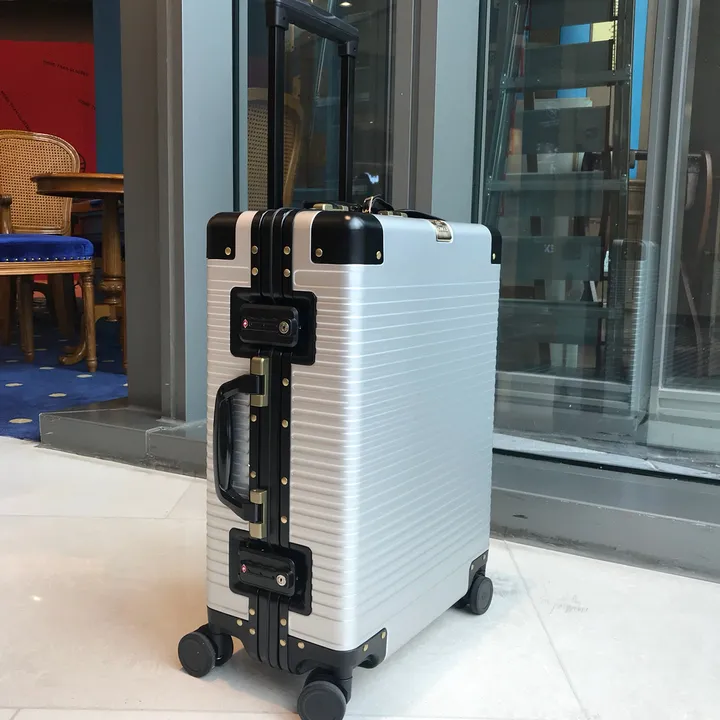 スーパーコピー グッチ スーツケース