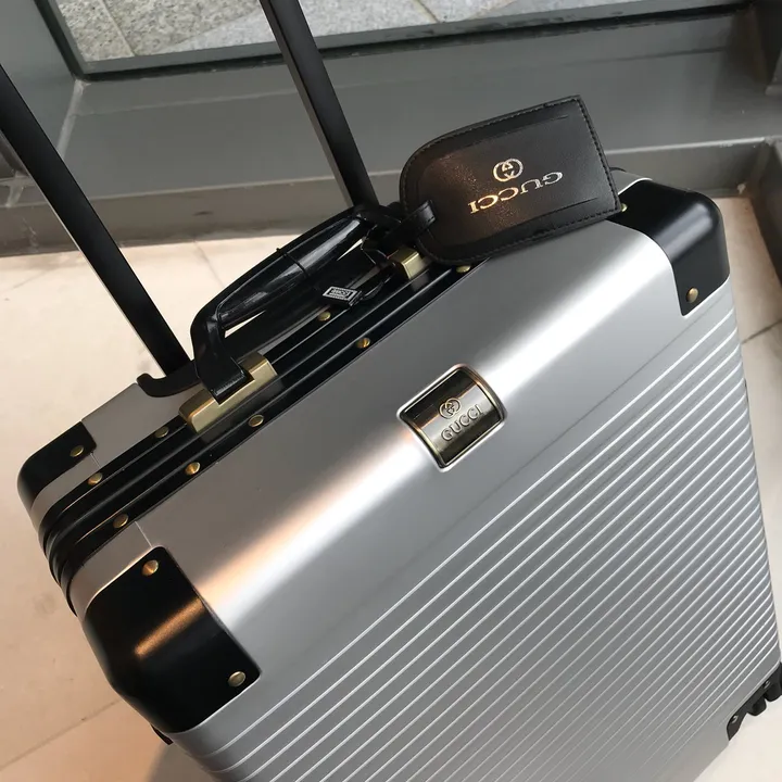 スーパーコピー グッチ スーツケース