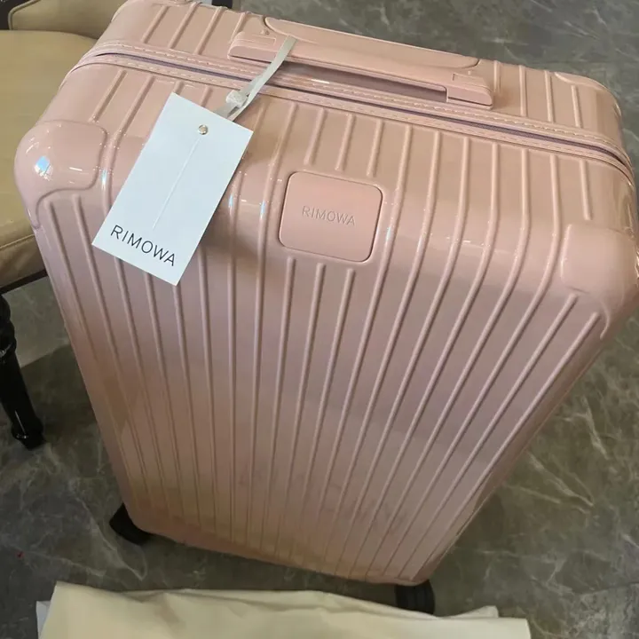 スーパーコピー リモワ スーツケース