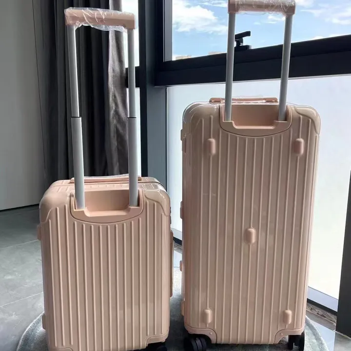 スーパーコピー リモワ スーツケース