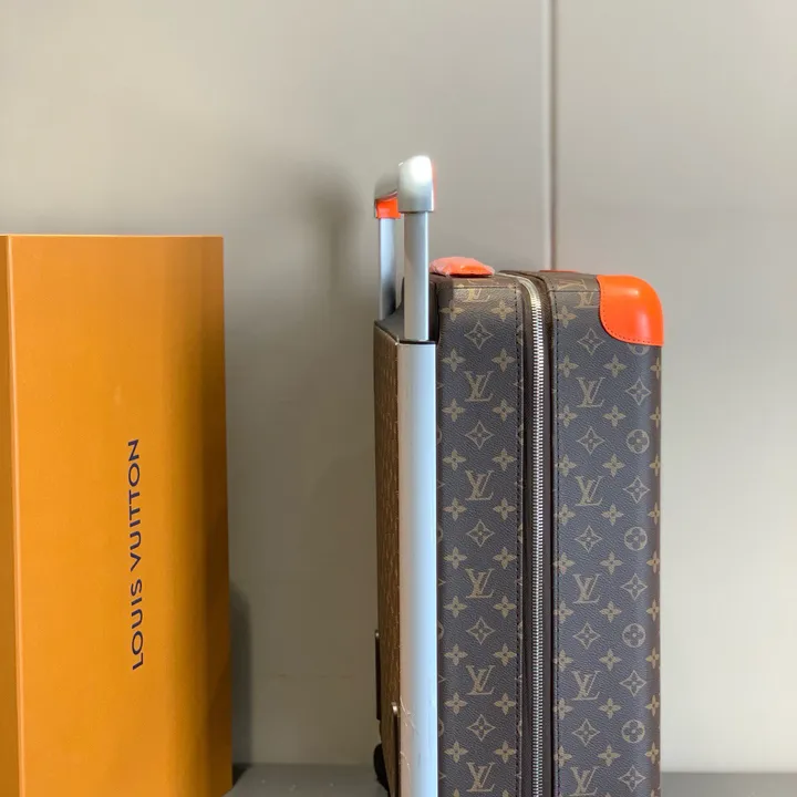 スーパーコピー ルイヴィトン スーツケース