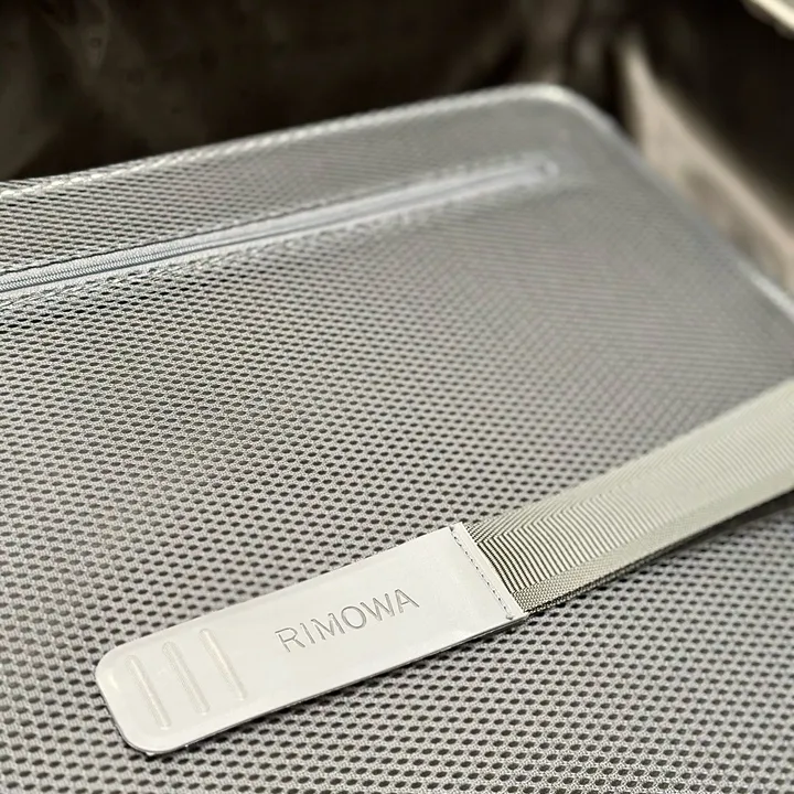 スーパーコピー リモワ スーツケース