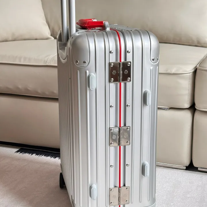 スーパーコピー リモワ スーツケース