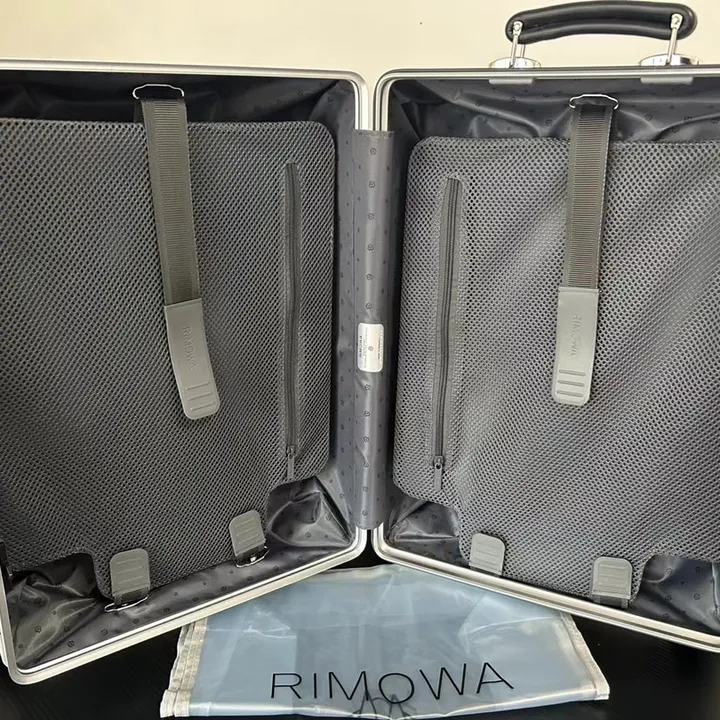 スーパーコピー リモワ スーツケース