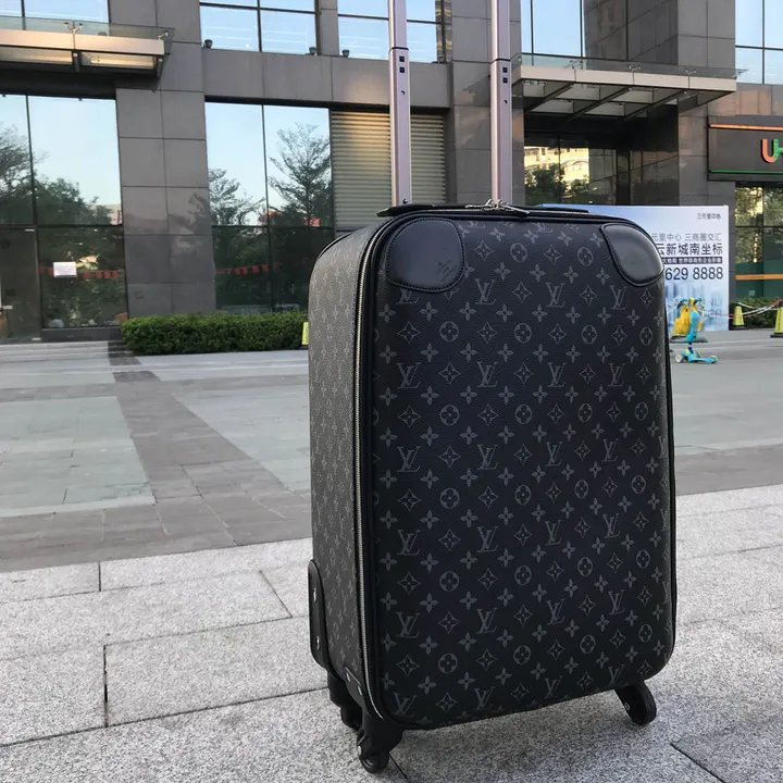 スーパーコピー ルイヴィトン スーツケース