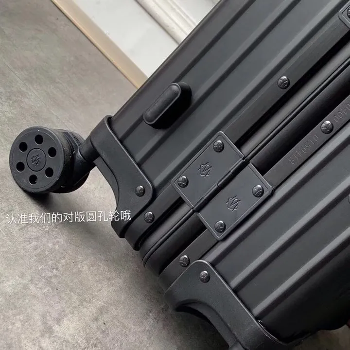 スーパーコピー リモワ スーツケース