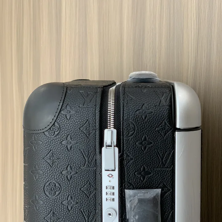 スーパーコピー ルイヴィトン スーツケース