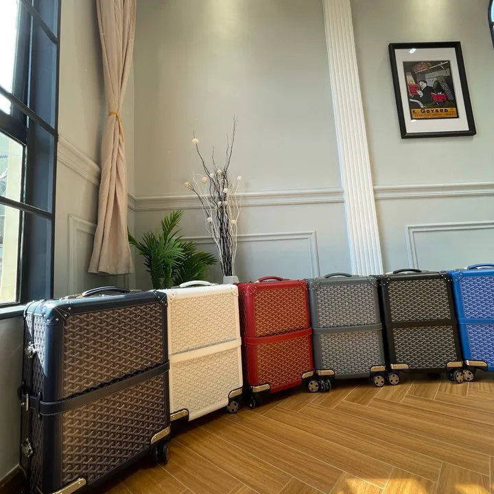 スーパーコピー フェンディ スーツケース