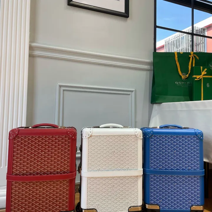 スーパーコピー フェンディ スーツケース